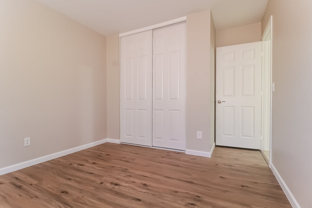 Building Photo - 11545 W Scotts Dr