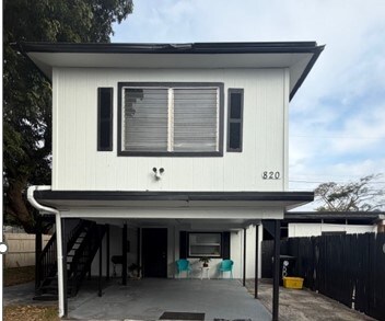 Building Photo - 820 S L St