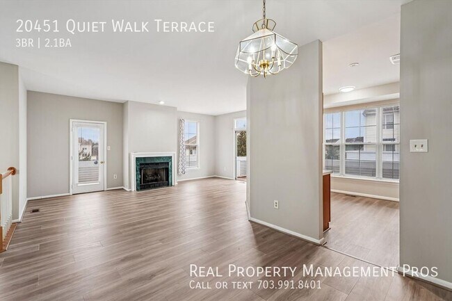 Building Photo - 20451 Quiet Walk Terrace