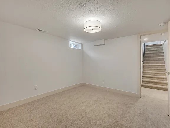 Building Photo - 2590 E 2100 S