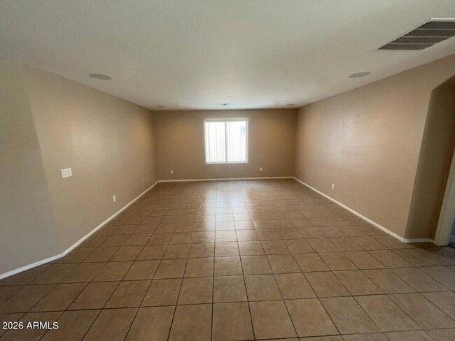 Building Photo - 7123 N 72nd Dr