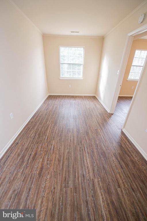 Building Photo - 804 College Ln