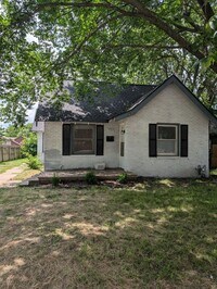 Building Photo - 1120 S Columbia Ave