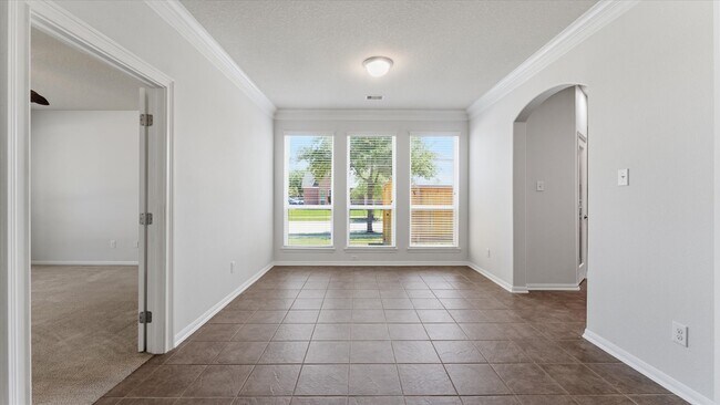 Building Photo - 9954 Knob Hollow Way