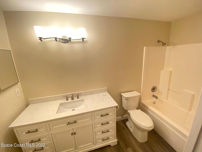 Building Photo - 1650 N Hwy A1A