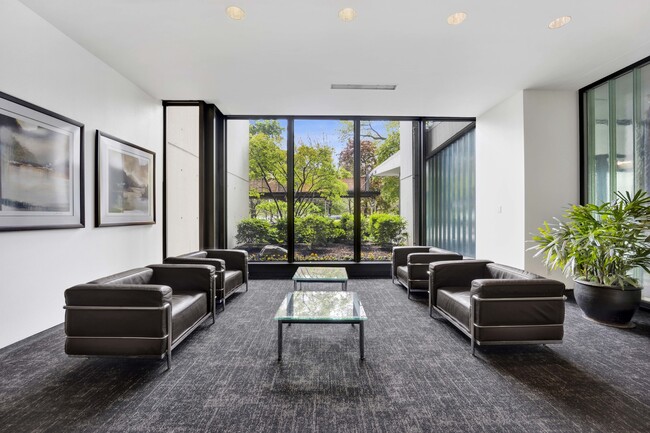 Building Photo - 2800 N Lake Shore Dr