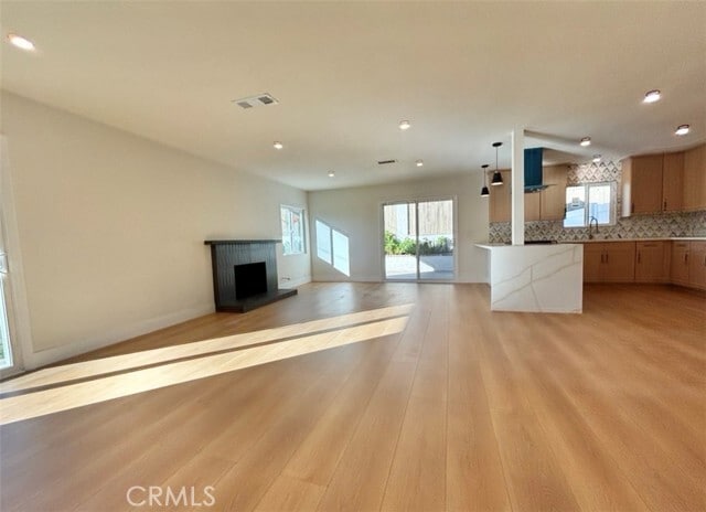 Building Photo - 6210 Halstead Ave