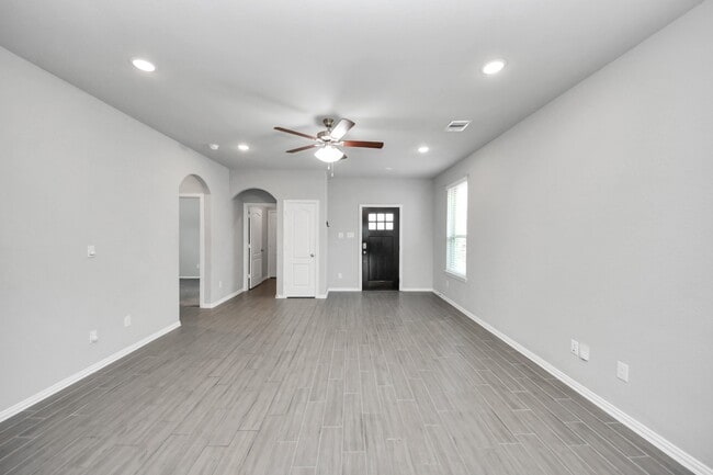 Building Photo - 31538 Eldorado Ln