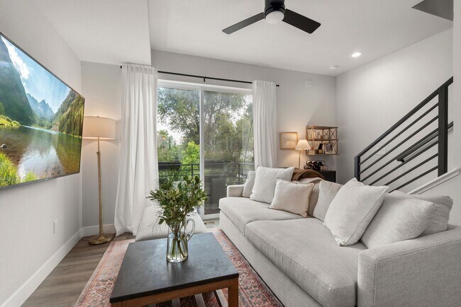 Building Photo - Modern Townhome Living in Lakewood – $2,65...
