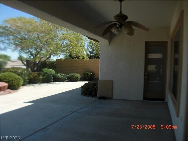 Building Photo - 6 Panther Creek Ct