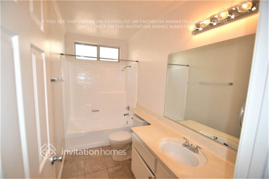 Building Photo - 5235 Sundance Dr