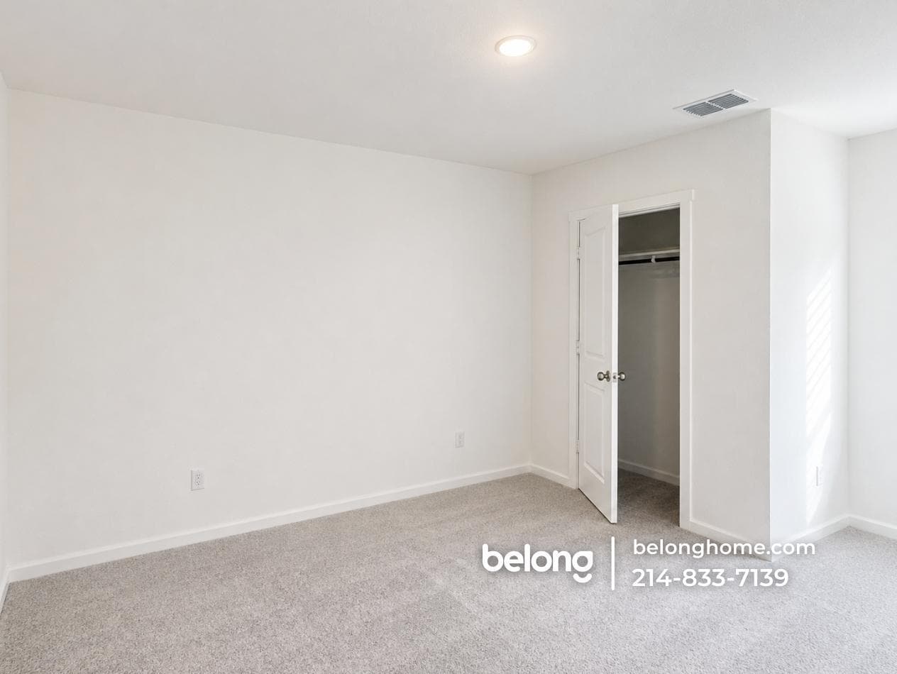 Building Photo - 3121 Campeiro Ave