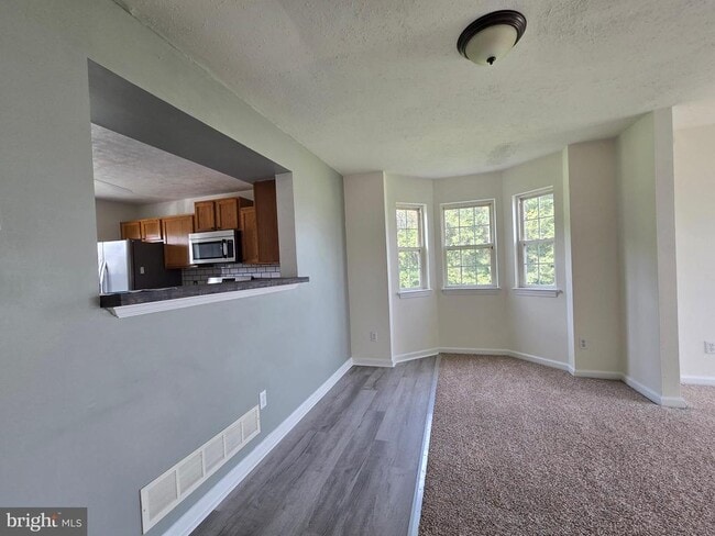 Building Photo - 50 Cardington Ct