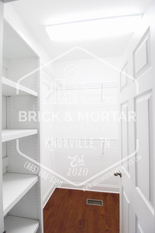 Building Photo - 3305 Grassy Pointe Ln