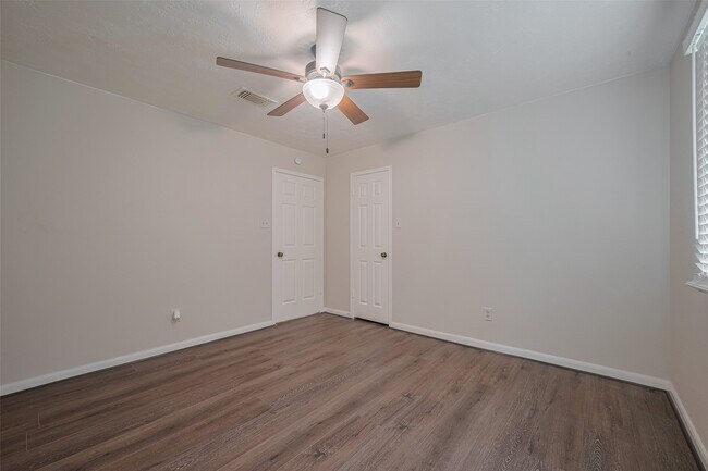 Building Photo - 21319 Park Mill Ln