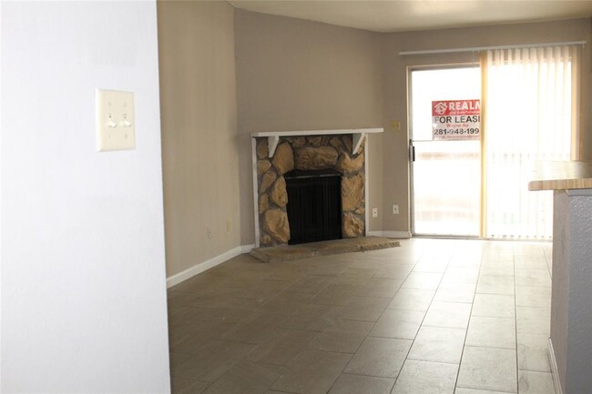 Primary Photo - 6001 Reims Rd