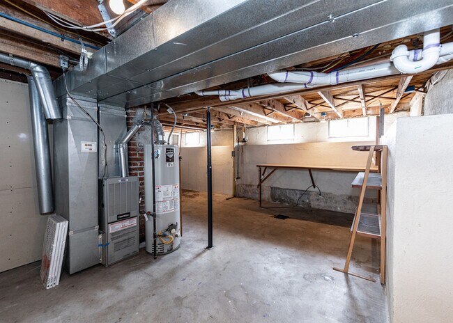 Building Photo - 4319 S Logan St