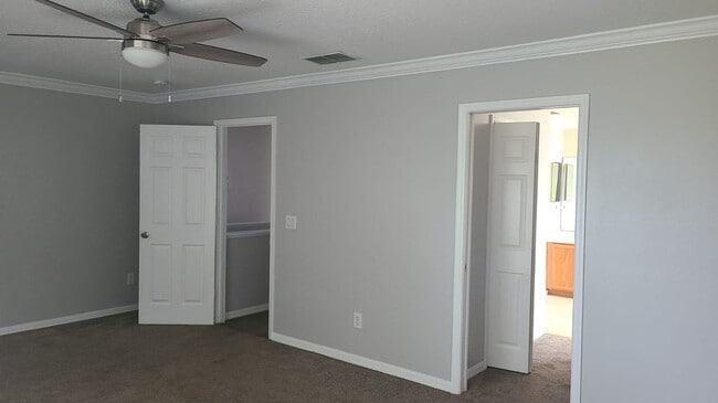 Building Photo - 14512 Lisalynne Ct