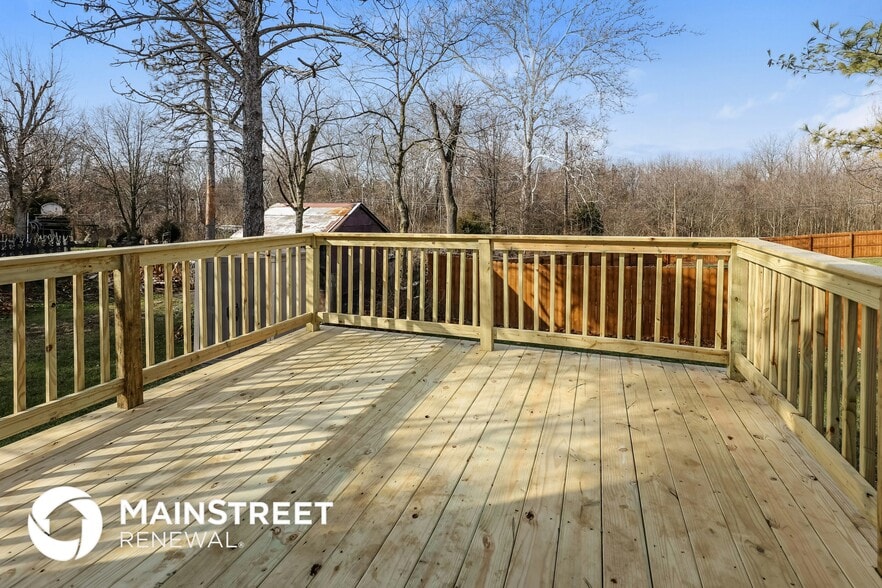 Building Photo - 2079 Queens Meadow Ln