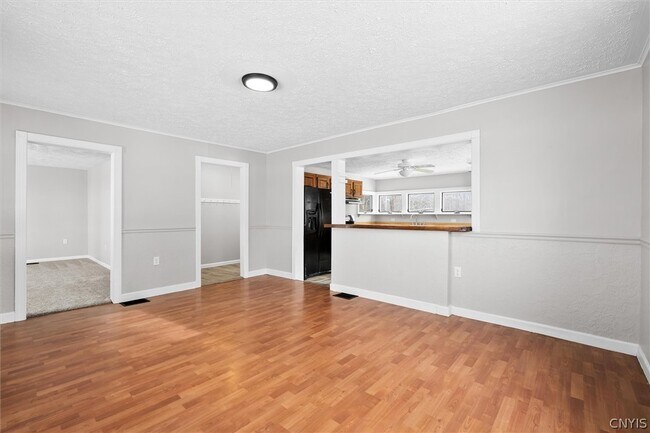 Building Photo - 6982 Webster Rd