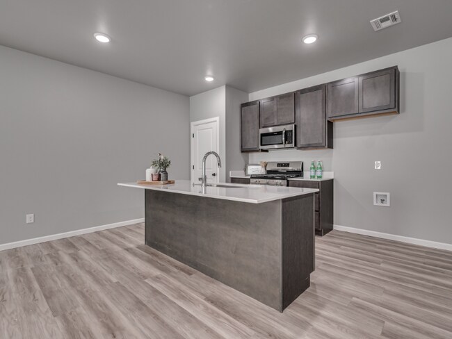 Building Photo - 2809 Josie Cir