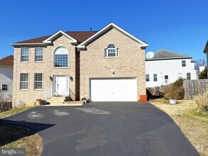 Building Photo - 7205 Greenspring Ln