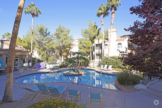 Building Photo - Laguna Palms