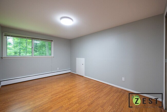 Building Photo - OPEN HOUSE Thursday August 29th 5-6pm