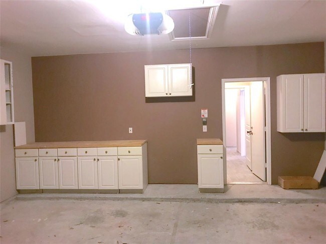 Building Photo - 164 S Holly Laurel Cir