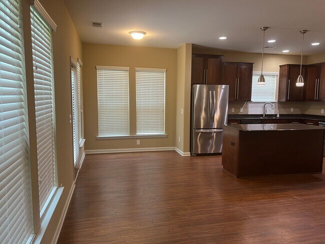 Building Photo - Lovely Home in Palmetto Pointe!-FREE Month Special!