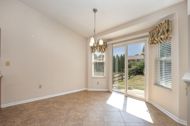 Building Photo - 7393 Maybury Ct