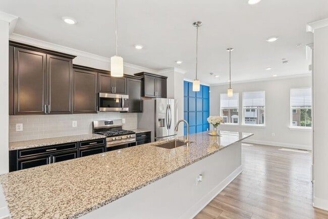 Building Photo - 5337 Phillis Wheatley Pl