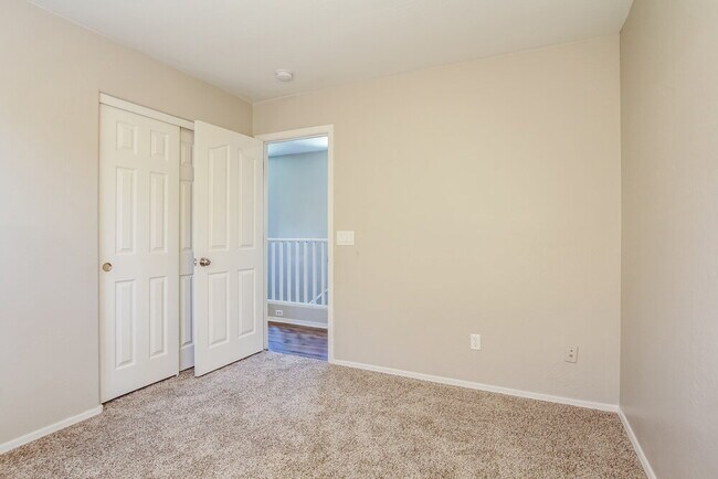 Building Photo - 17103 N 185th Dr