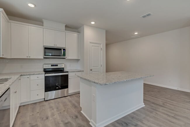 Building Photo - 133 Congo Ct