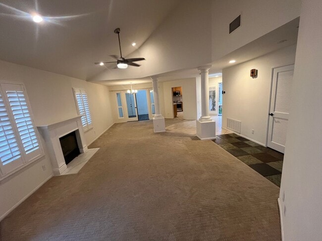 Building Photo - Single story detached home in the Coronado beach community Coronado Cays