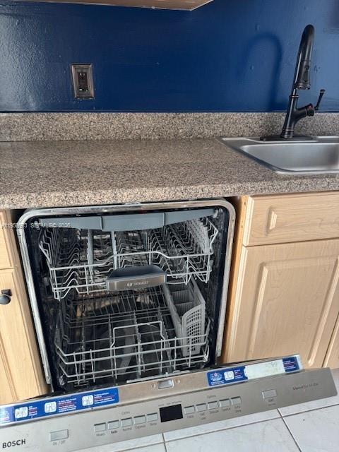 Building Photo - 2020 NE 135th St