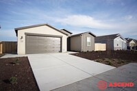 Building Photo - Gorgeous Home with Solar in Southwest Bake...