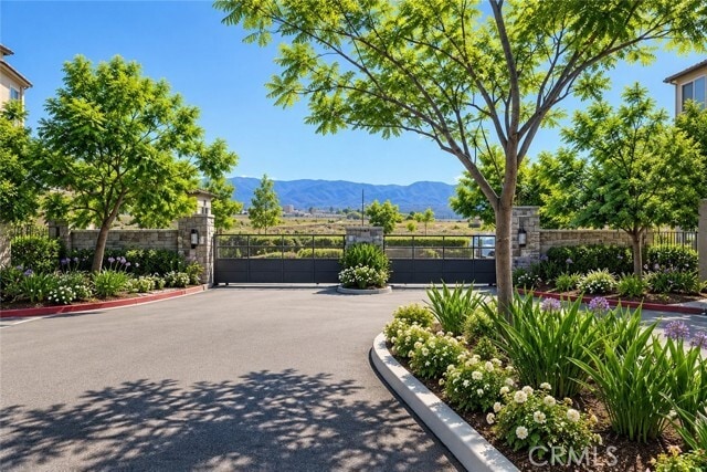Building Photo - 1017 Savi Dr