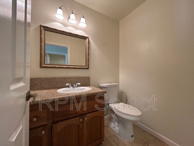 Building Photo - 1314 Jamestown Dr