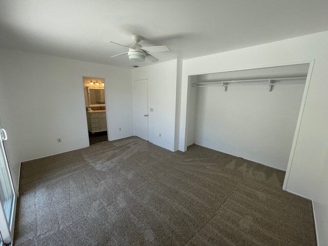 Building Photo - 8852 Carmir Dr
