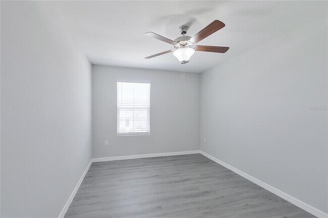 Building Photo - 8704 SW 44th Ct