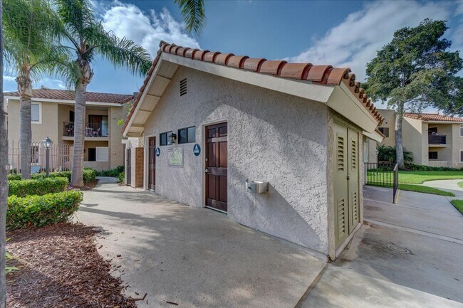 Building Photo - 10170 Camino Ruiz