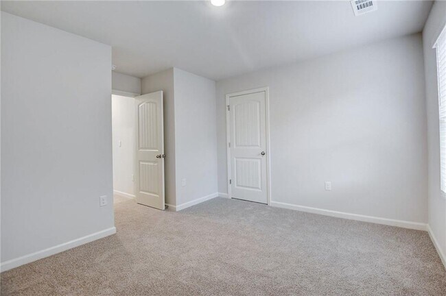 Building Photo - 88 Shadwood Pl