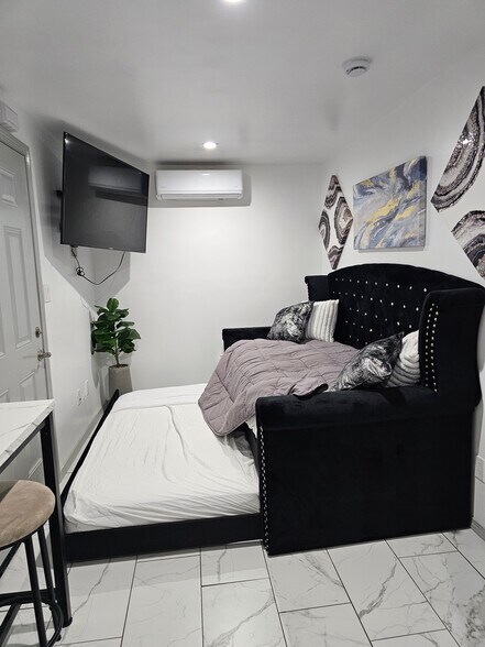 Building Photo - 124 E 135th St