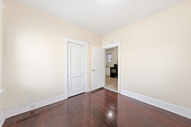 Building Photo - 3507 Ohio Ave