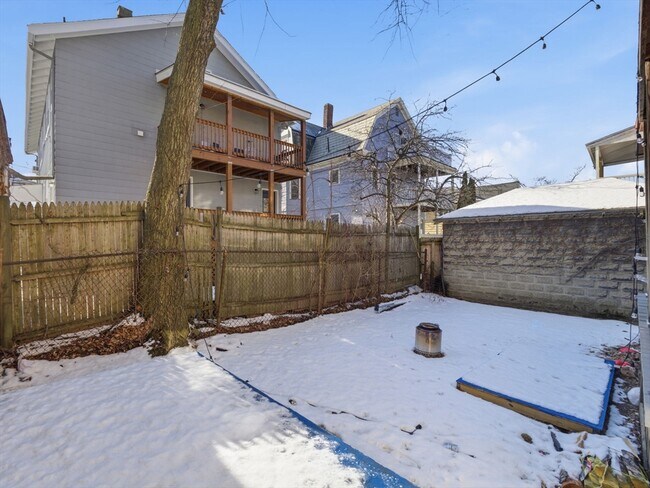 Building Photo - 28 Sunset Rd