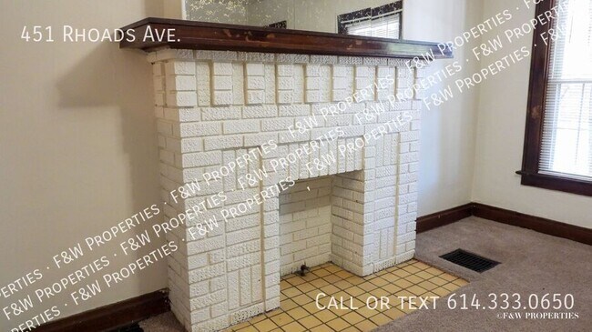 Building Photo - 451 Rhoads Ave