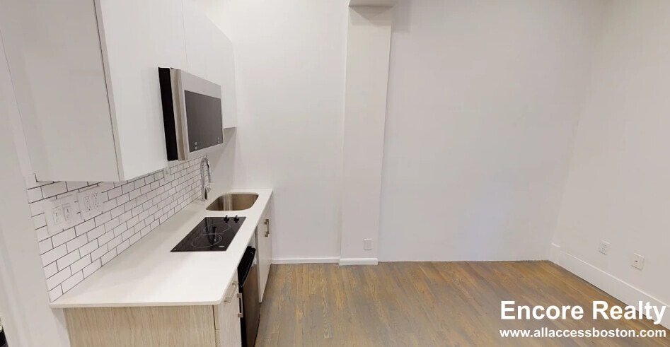 Building Photo - 47 Hereford St