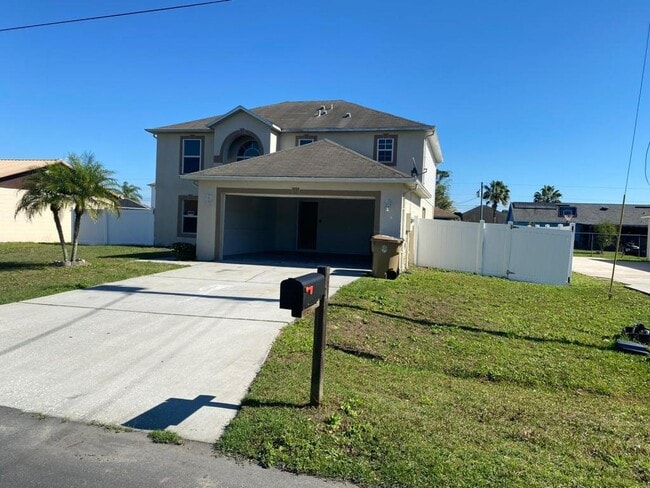 Building Photo - 217 Chadworth Dr