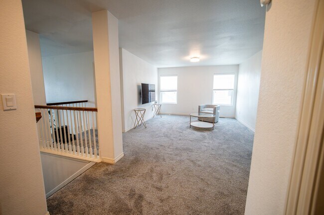Building Photo - 2114 Reed Grass Way